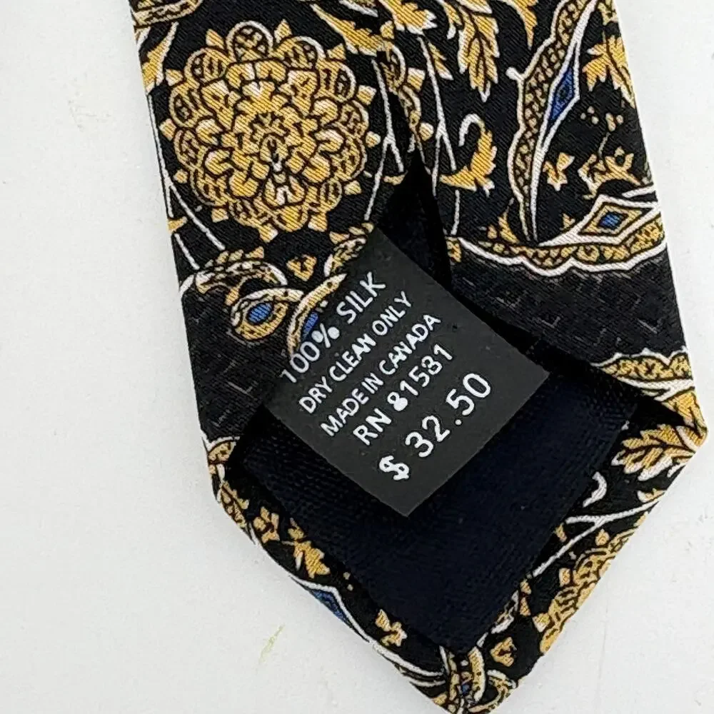 Vintage The Metropolitan Museum Of Art 1990s Silk Tie 56